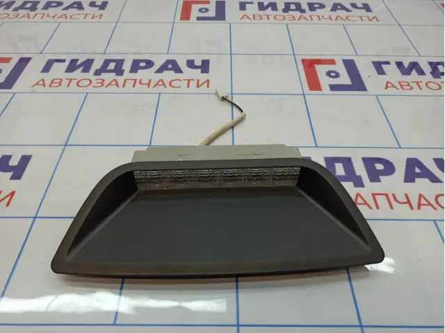 Фонарь задний (стоп сигнал) Nissan Almera (G15) 26590-EW01B.