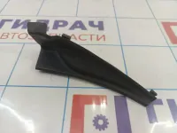 Решетка стеклоочистителей правая Nissan Almera (G15) 66894-EW000