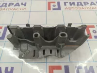 Кронштейн топливной рейки Nissan Almera (G15) 8200503258