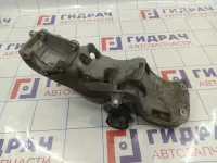 Кронштейн генератора Nissan Almera (G15) 688304373R