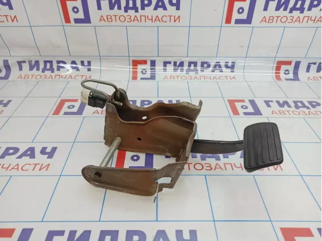 Педаль тормоза Nissan Almera (G15) 46501-00Q0C