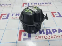 Моторчик отопителя Nissan Almera (G15) 27210-6020R