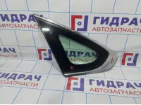 Стекло кузовное глухое левое Nissan Almera (G15) 83301-EW000