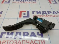 Педаль газа Nissan Almera (G15) 8200589366