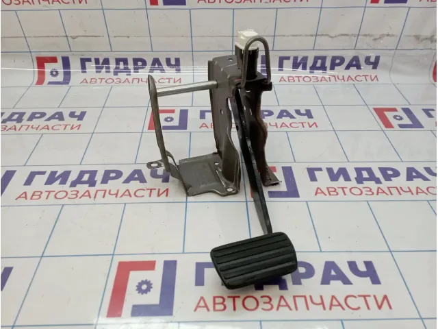 Педаль тормоза Nissan Almera (G15) 46501-00Q0C