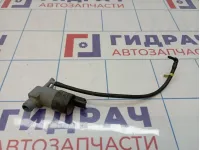 Насос омывателя Nissan Almera (G15) 77004-28390