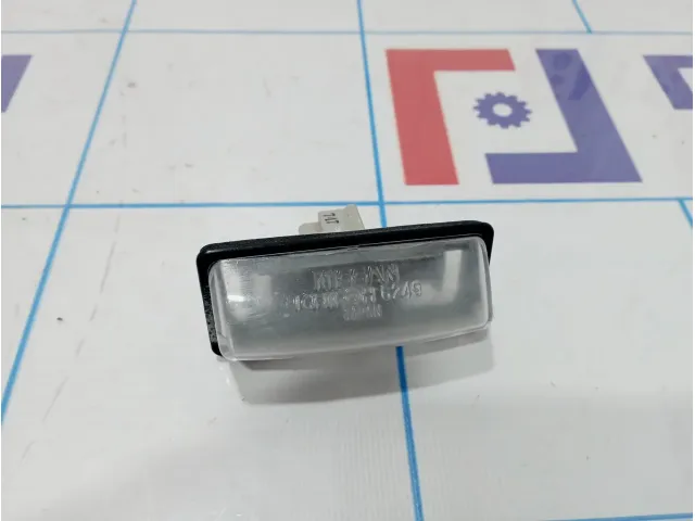 Фонарь подсветки номера Nissan Almera (G15) 26510-9Y00A