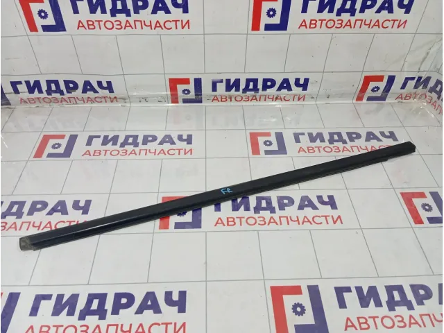 Накладка стекла переднего правого Nissan Almera 80820BM700