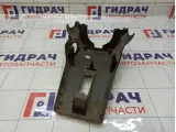 Кожух рулевой колонки нижний Nissan Almera 48470BN800