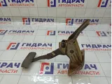 Педаль тормоза Nissan Almera 46501BN870