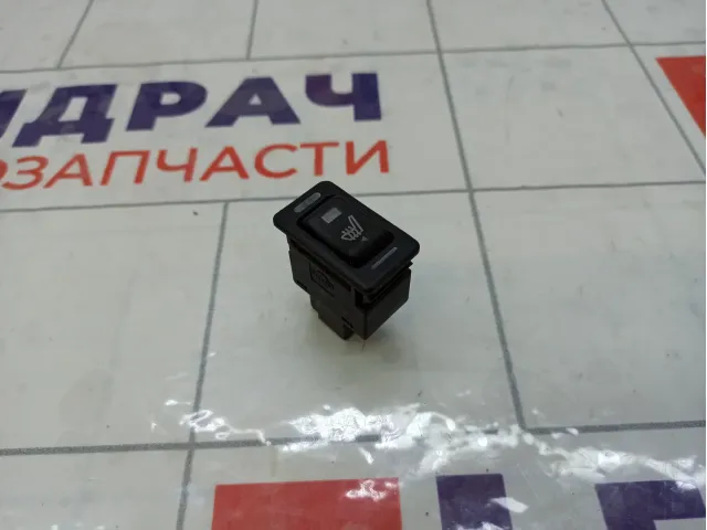 Кнопка обогрева сидений левая Nissan Almera 2550070J00