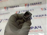 Кнопка обогрева сидений правая Nissan Almera 2550070J10