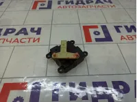 Моторчик заслонки отопителя (печки) Nissan Almera 3T05030820