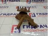 Кулак поворотный передний левый Nissan Almera 400154M400