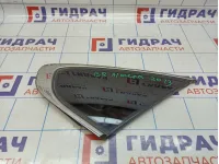 Стекло кузовное глухое правое Nissan Almera (G15) 83300-EW000