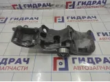 Кронштейн генератора Nissan Almera (G15) 688304373R