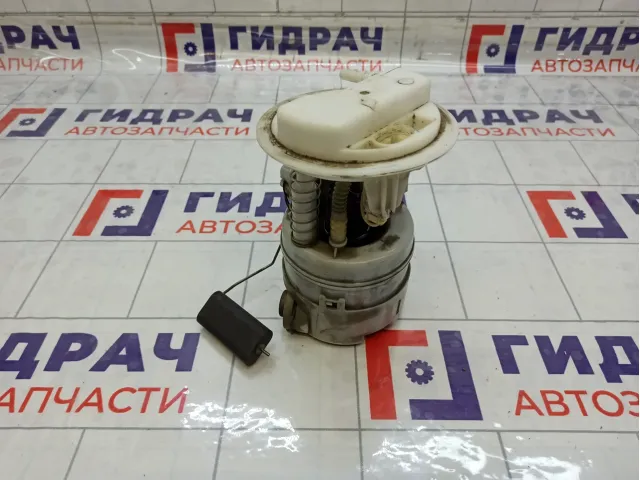 Насос топливный Nissan Almera 1704200Q0G