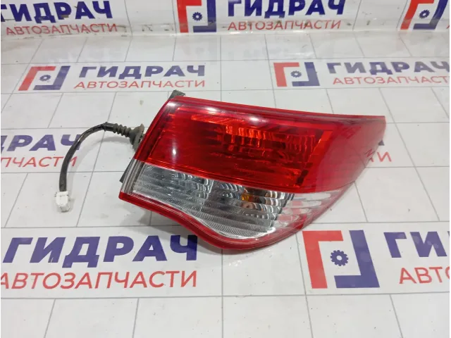 Фонарь задний наружный правый Nissan Almera 265504AA0A