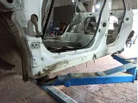 Порог со стойкой левый Nissan Almera