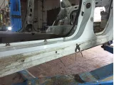 Порог со стойкой левый Nissan Almera