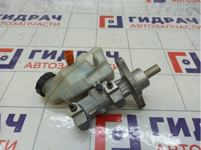 Цилиндр тормозной главный Nissan Almera D60104AA8A