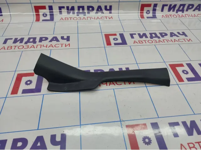 Накладка порога внутренняя задняя левая Nissan Almera Classic (B10) 76956-95F0B. Царапины.