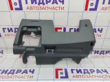 Накладка под рулевую колонку Nissan Almera Classic (B10) 68106-95F0F. Царапины.