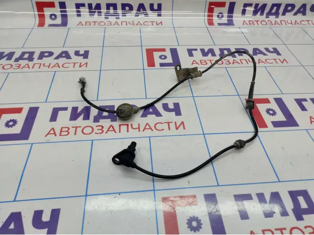 Датчик ABS передний правый Nissan Almera Classic (B10) 47910-95F0A.