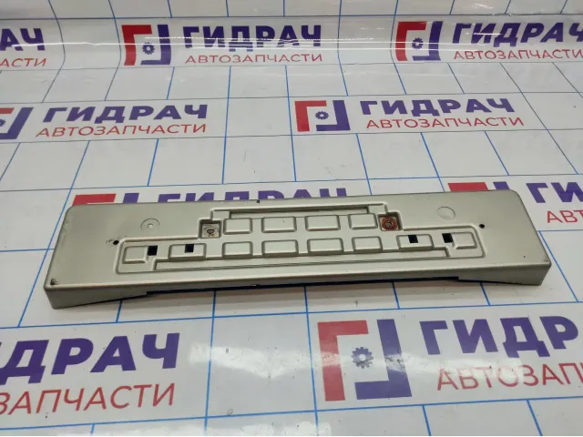 Накладка переднего бампера под номер Nissan Almera Classic (B10) 96218-95F0A.