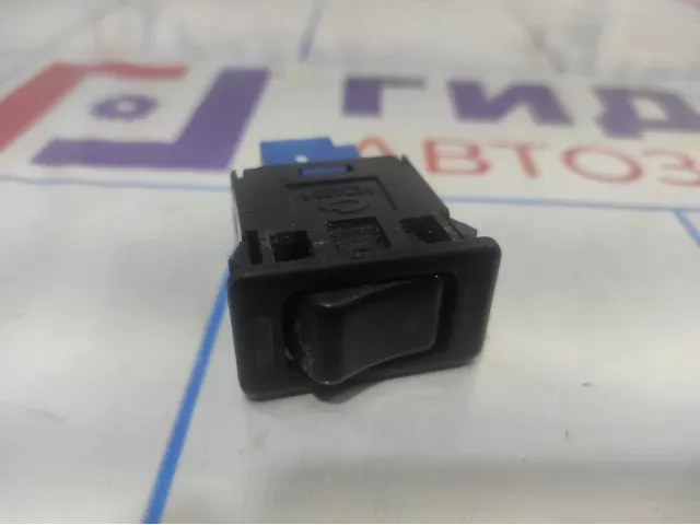 Кнопка обогрева сидений левая Nissan Almera Classic (B10) 25500-95F0A.