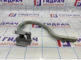 Петля крышки багажника Nissan Almera Classic (B10) 84400-95F0A.