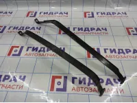 Лента крепления бензобака Nissan Almera Classic (B10) . Комплект.