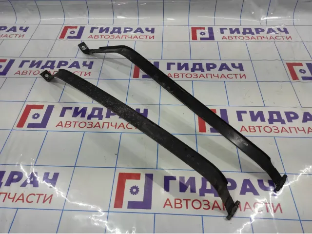 Лента крепления бензобака Nissan Almera Classic (B10) . Комплект.