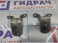 Петли двери передней левой Nissan Almera Classic (B10) . Комплект.