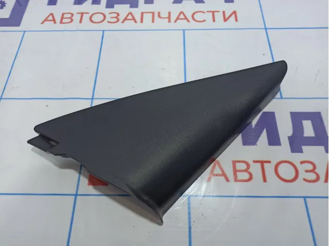 Накладка зеркала внутренняя правая Nissan Almera Classic (B10) 77240-31000R.