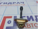 Ограничитель двери передний Nissan Almera Classic (B10) 80430-95F0A.