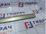Молдинг передней левой двери Nissan Almera Classic (B10) 86311-31700. Дефект креплений.