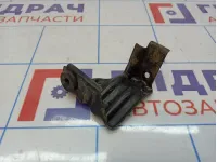 Кронштейн радиатора нижний правый Nissan Almera Classic (B10) 92112-95F0A.