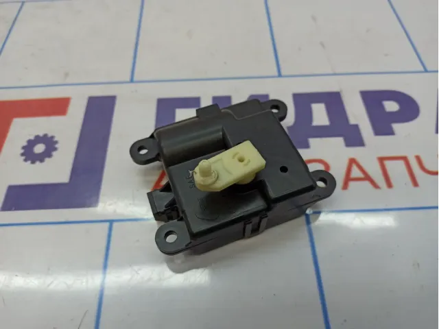 Моторчик заслонки отопителя Nissan Almera Classic (B10) 27731-95F0A.
