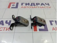 Петли двери передней левой Nissan Almera Classic (B10)