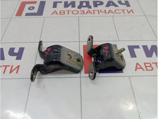 Петли двери задней левой Nissan Almera Classic (B10)