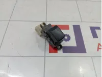 Кнопка стеклоподъемника Nissan Almera Classic (B10) 25411-95F0B