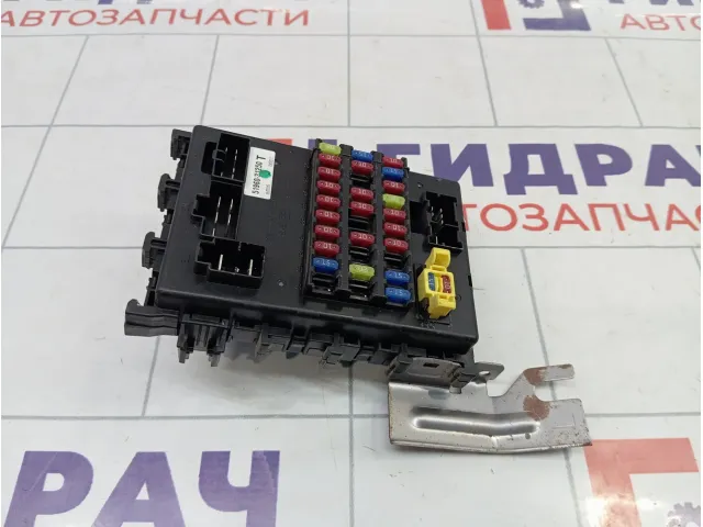 Блок предохранителей Nissan Almera Classic (B10) 51960-31250