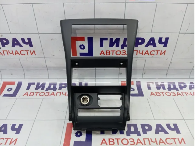 Рамка магнитолы Nissan Almera Classic (B10) 68245-95F0E