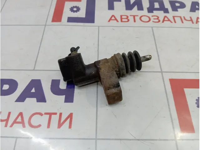 Цилиндр сцепления рабочий Nissan Almera Classic (B10) 30620-95F0A