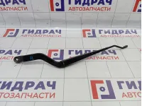 Поводок стеклоочистителя передний левый Nissan Almera Classic (B10) 28881-95F0A