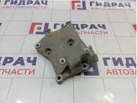 Кронштейн генератора Nissan Almera Classic (B10) 11910-95F0A