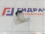 Бачок главного цилиндра сцепления Nissan Almera Classic (B10) 46090-95F0A