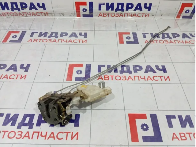 Замок двери задней левой Nissan Almera Classic 8250395F0A