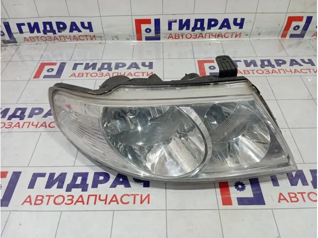 Фара правая Nissan Almera Classic 2601095F0B